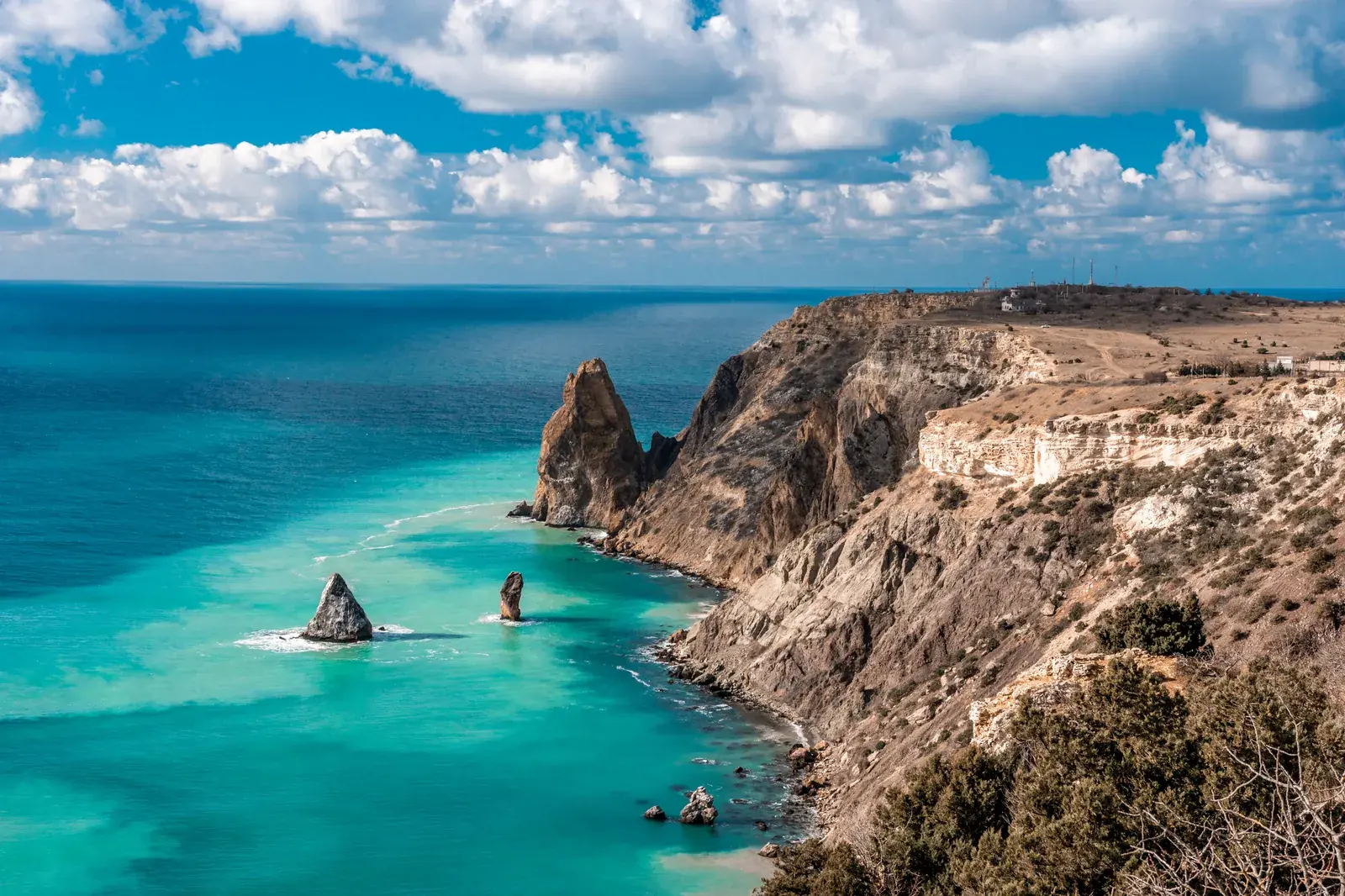 Turquoise coastline of Baja California Sur — your new home by the sea